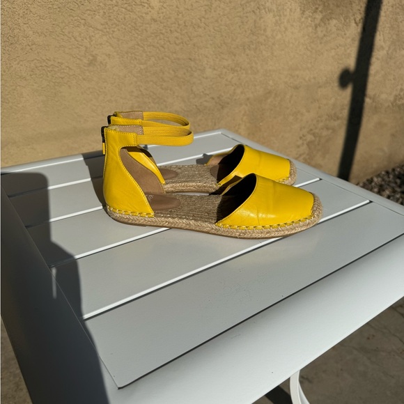 Eileen Fisher Yellow leather Espadrille Sandals size 7 - Picture 1 of 14
